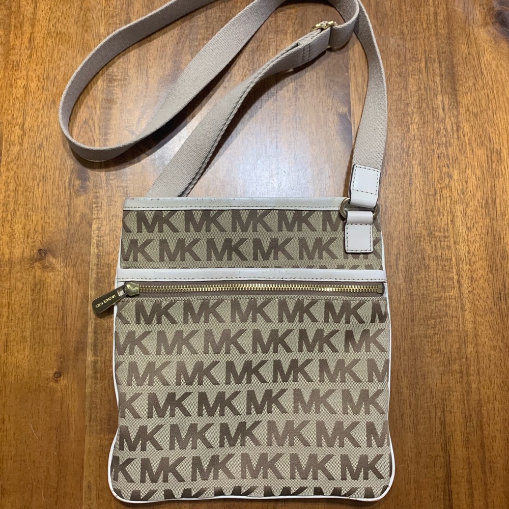 Michael Kors Crossbody Purse